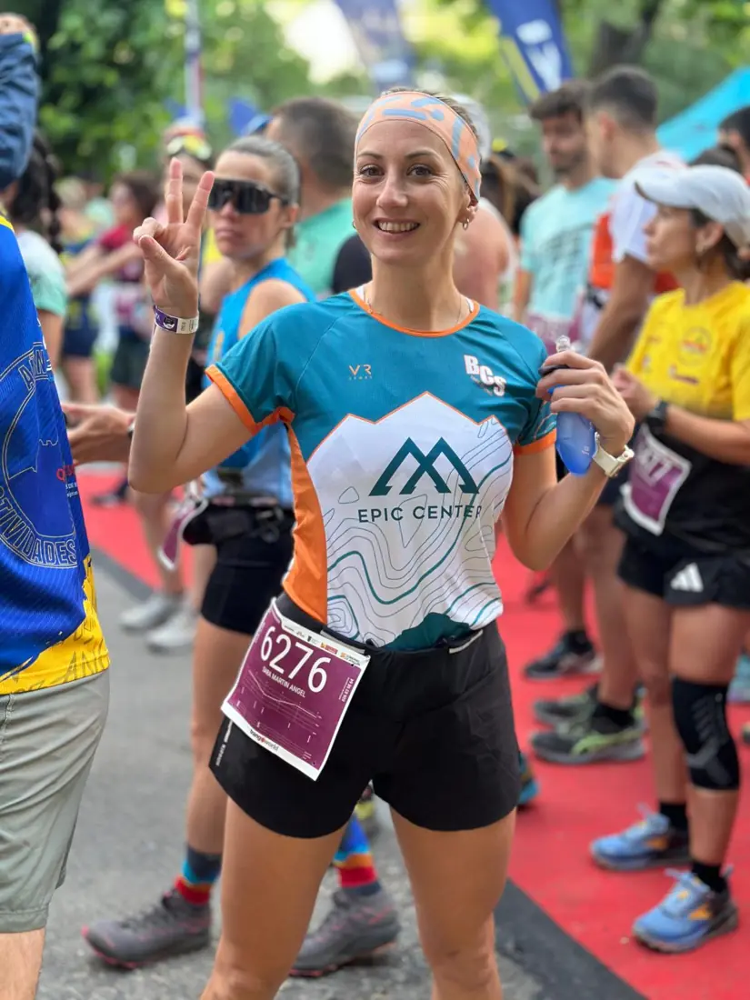 Socia del BCS en la salida de una carrera